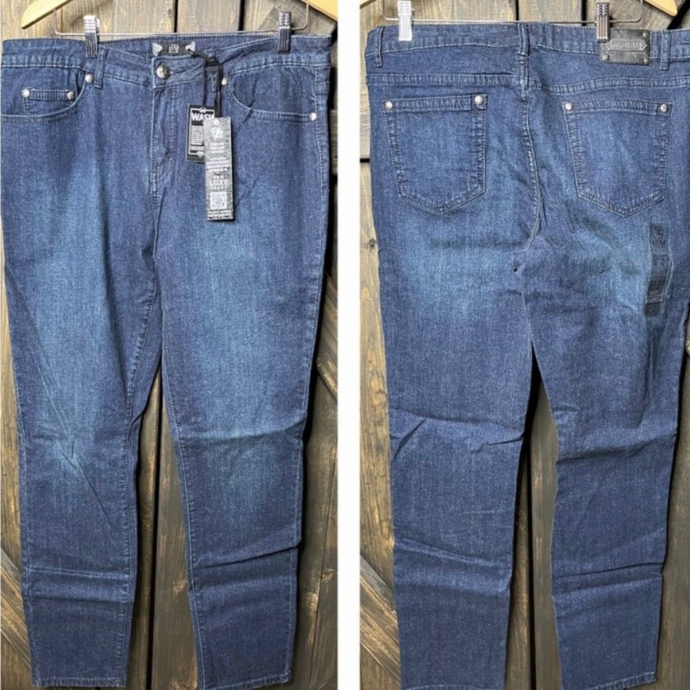 Tru Luxe “Nome” Dark Wash Straight Leg Jeans - Size 33/16 NWT